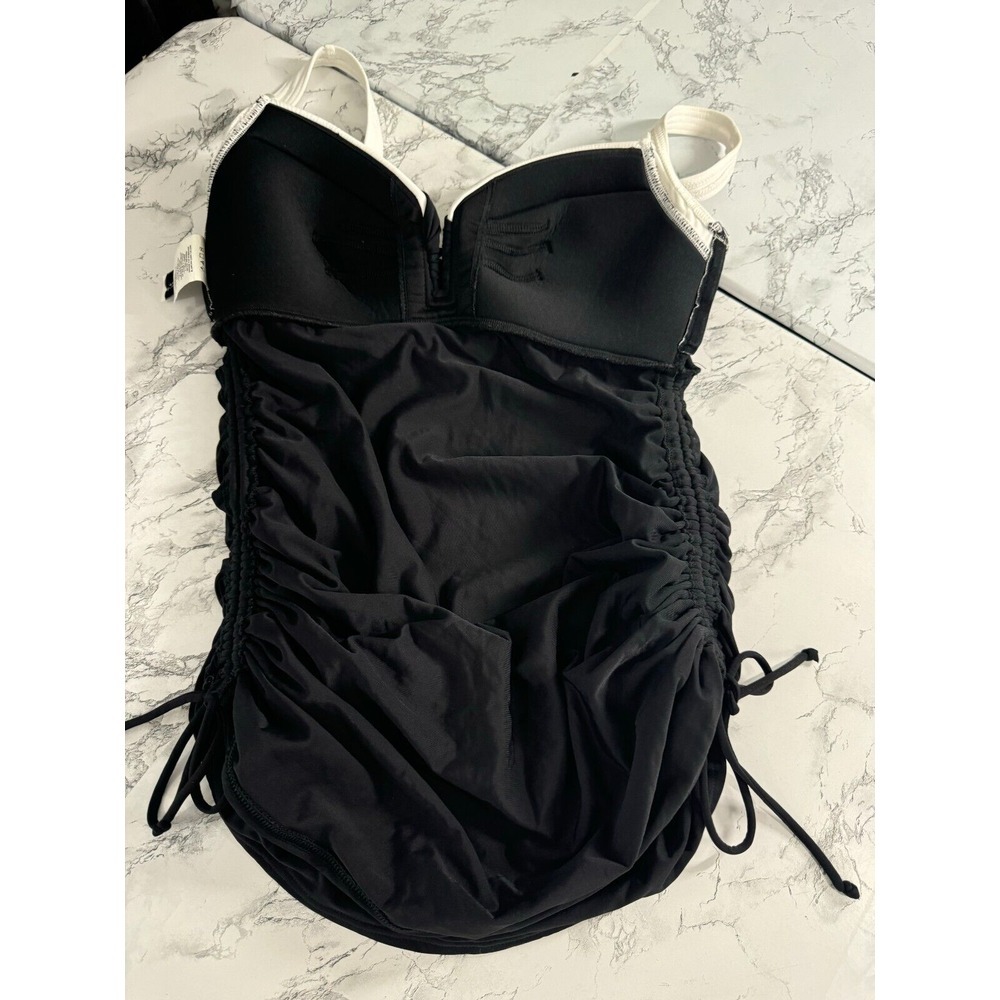Miraclesuit Black and White One Piece Swimsuit - Picture 8 of 11